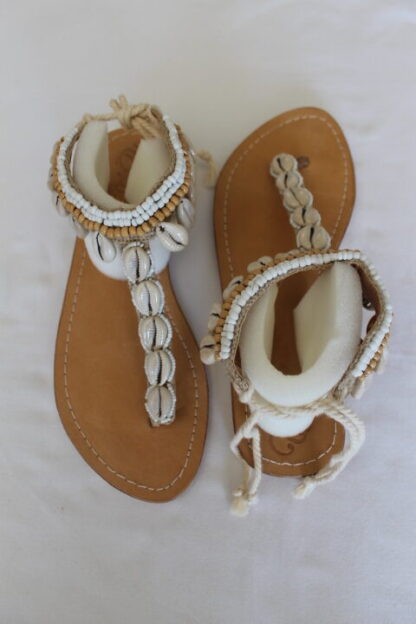 Woman Leather Handmade Sandal with Shells